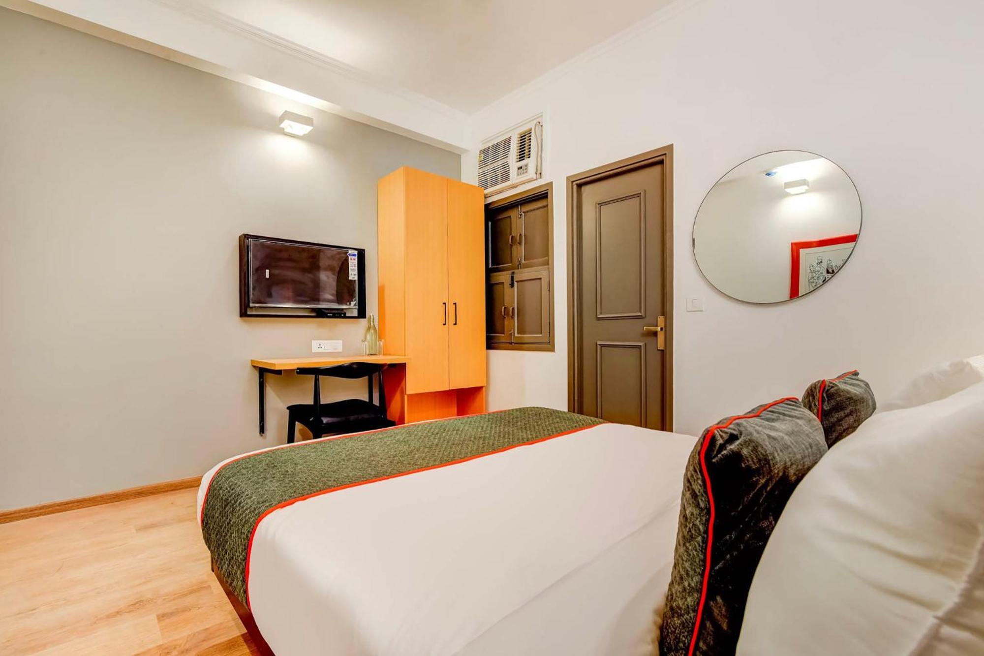 โอโย ทาวน์เฮาส์ 347 ใกล้ท่ารถ Hotel คูร์เคาน์ ภายนอก รูปภาพ